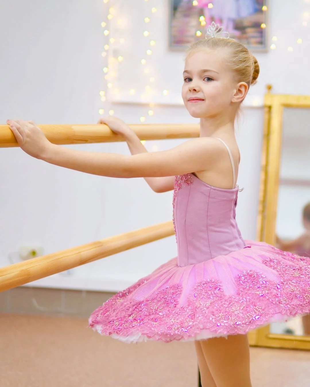 Escuela de ballet clasico en Madrid para niños y niñas Niños y niñas en clase de ballet clásico en escuela de danza en Madrid